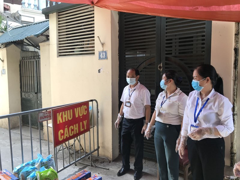 Phụ nữ phường Thượng Thanh trên mặt trận chống dịch COVID-19,