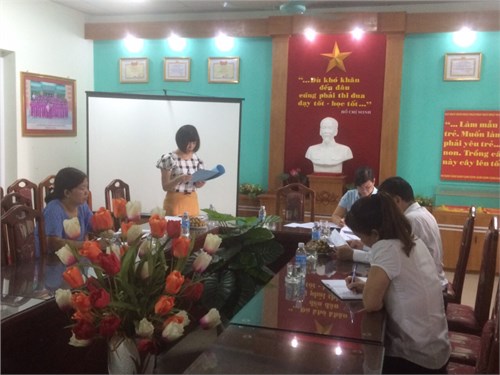 Chiều ngày 25 tháng 8 năm 2017 Ủy ban nhân dân phường Thượng Thanh giám sát công tác chuẩn bị năm học mới 2017 - 2018 trường mầm non Thượng Thanh.