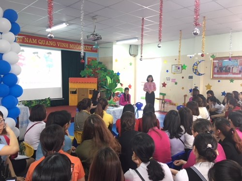 Ngày 13 tháng 04 tháng 2018 trường mầm non Thượng Thanh vinh dự đón cán bộ, giáo viên các nhà trường trong Quận Long Biên về kiến tập hoạt động Giáo dục âm nhạc, tham quan môi trường sư phạm.
