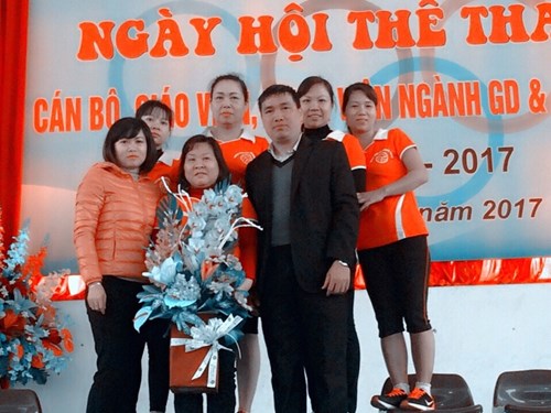 Trường MN Thượng Thanh tham gia  Ngày hội Thể thao cán bộ, giáo viên, nhân viên ngành giáo dục và đào tạo Quận Long Biên năm học 2016- 2017. 
