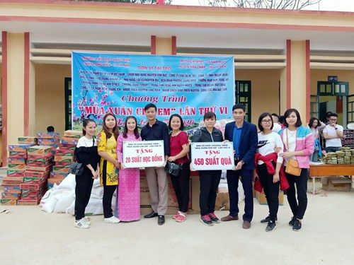 Công đoàn Trường MN Tràng An tổ chức chương trình thiện nguyện với chủ đề   Mùa xuân cho em   lần thứ VI