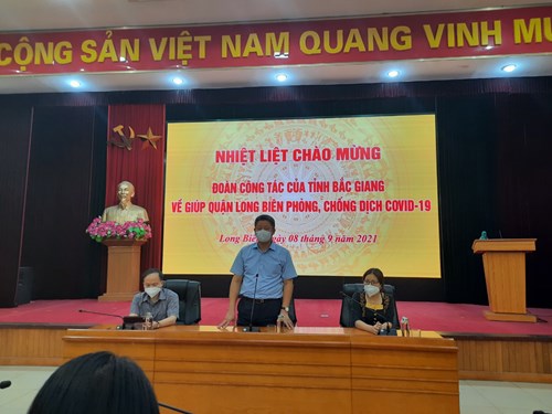 Quận Long Biên đón đoàn y, bác sỹ tỉnh Bắc Giang đến hỗ trợ công tác phòng, chống dịch Covid-19
