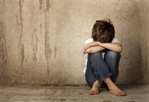 Dấu hiệu nhận biết trầm cảm ở trẻ em, cha mẹ chớ bỏ qua