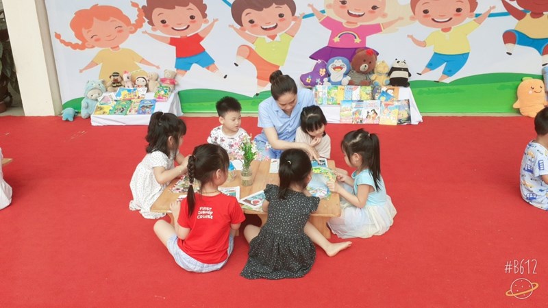 Ngày hội đọc sách của các bé lớp MGN B5