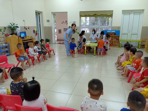 Trường Mn Tràng An tổ chức khám sức khỏe lần 1 cho học sinh năm học 2019 -2020