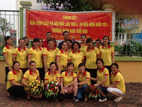 Trường mầm non Tuổi Hoa tổ chức chung khảo Giải chạy báo Hà Nội mới lần thứ 43  Vì hòa bình 
