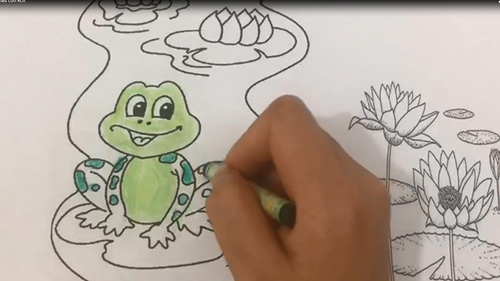 Tạo hình: Tô màu con ếch- Mẫu giáo bé- Soạn giảng cô giáo Ngọc Hà