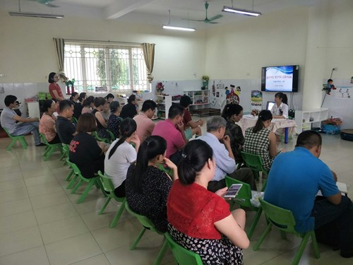 Trường MN Việt Hưng tổ chức họp PHHS cuối năm học 2019-2020.