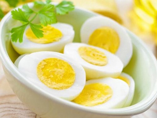 Cho trẻ ăn trứng đúng cách như thế nào?
