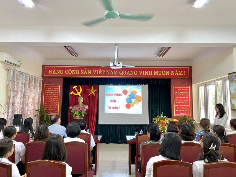 Trường MN Việt Hưng tổ chức Hội thảo chuyên môn với chủ đề “Trường học hạnh phúc” năm học 2020 -2021.