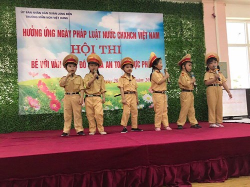  Hội thi bé với văn minh đô thị và an toàn thực phẩm của các bé khối MGL( 5-6 tuổi)  trường mầm non Việt Hưng diễn ra thành công tốt đẹp.