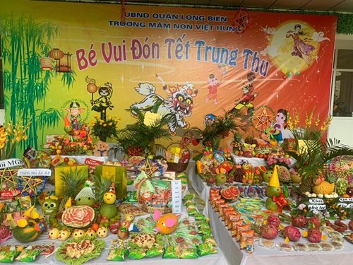 Hội thi bày mâm quả tết trung thu tại trường mầm non Việt Hưng