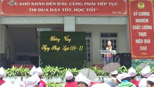 Trường Tiểu học Ái Mộ A hưởng ứng Ngày Pháp luật nước CHXHCN Việt Nam