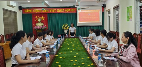 Chi bộ trường Tiểu học Ái Mộ A tổ chức sinh hoạt chuyên đề quý VI -  Năm 2022.
