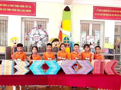 Trường Tiểu học Ái Mộ B với “Ngày hội đọc sách” 