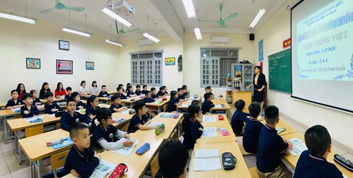 Cô giáo Trần Thị Thanh Huyền thực hiện thành công tiết Chuyên đề phân môn Tập đọc lớp 2 năm học 2020 – 2021