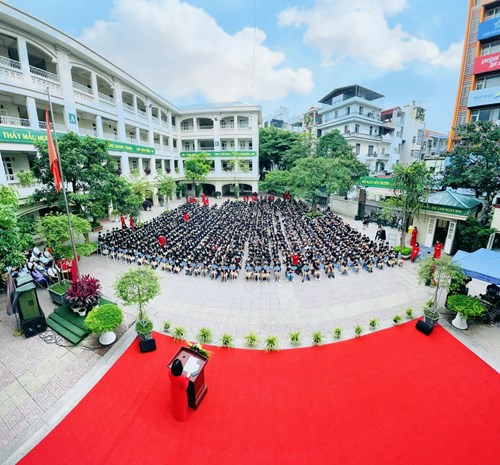 Trường Tiểu học Ái Mộ B tổ chức Lễ bế giảng  và chia tay HS lớp 5 niên khoá 2017 – 2022