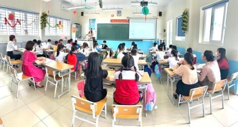 Giáo viên khối 2- Trường Tiểu học Bồ Đề tổ chức thành công tiết chuyên đề “Đọc mở rộng”