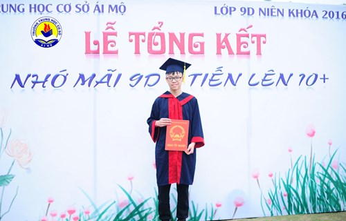 Trương Quốc Việt - Cậu lớp phó tài năng, Thủ khoa lớp 9D kì thi vào THPT năm học 2019-2020