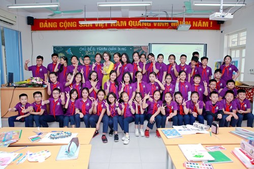Ứng dụng hiệu quả CNTT, cô giáo Hoàng Thị Huyền Trang xuất sắc đạt giải Nhì giáo viên dạy giỏi cấp quận môn Mĩ thuật