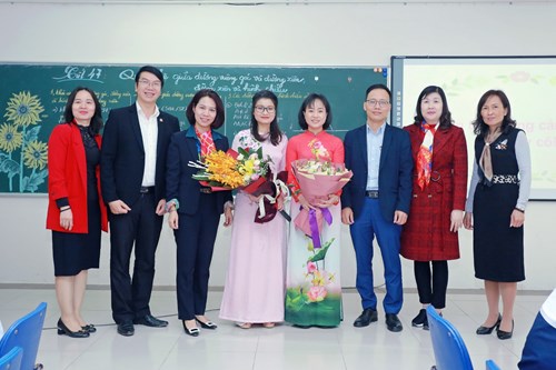 Chúc mừng cô giáo Vũ Thị Thanh Tâm đạt giải Nhất cuộc thi Giáo viên dạy giỏi môn Toán cấp Quận
