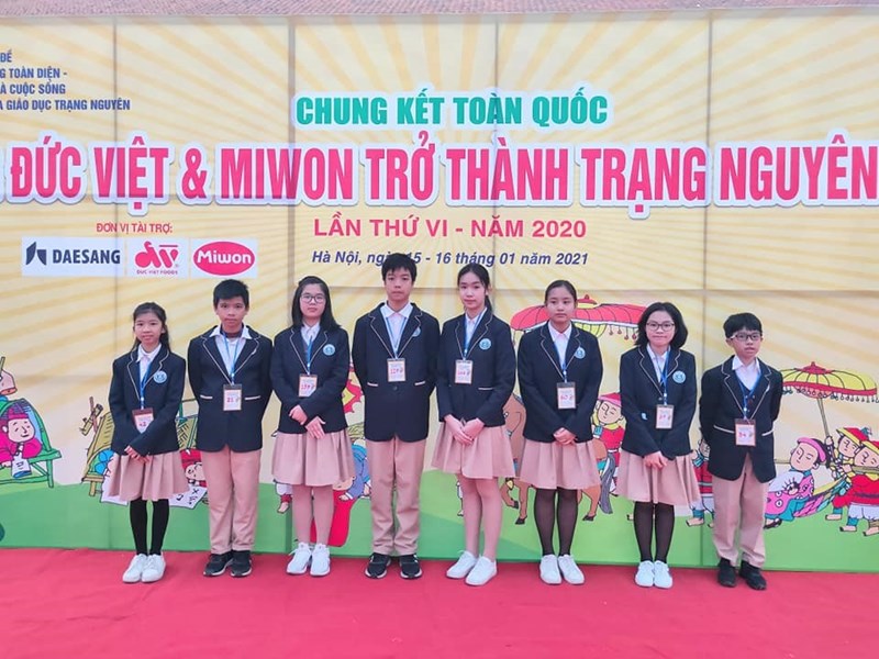 Học sinh trường THCS Chu Văn An dự thi chung kết toàn quốc cuộc thi  Cùng Đức Việt và Miwon trở thành Trạng Nguyên tuổi 13 