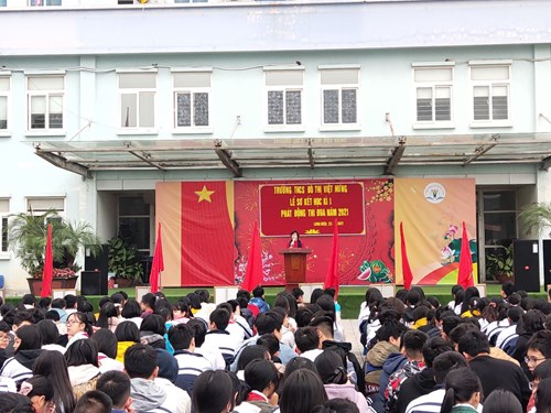 Trường THCS Đô Thị Việt Hưng tổ chức  Lễ sơ kết học kì I năm học 2020 - 2021 và  phát động thi đua năm 2021 