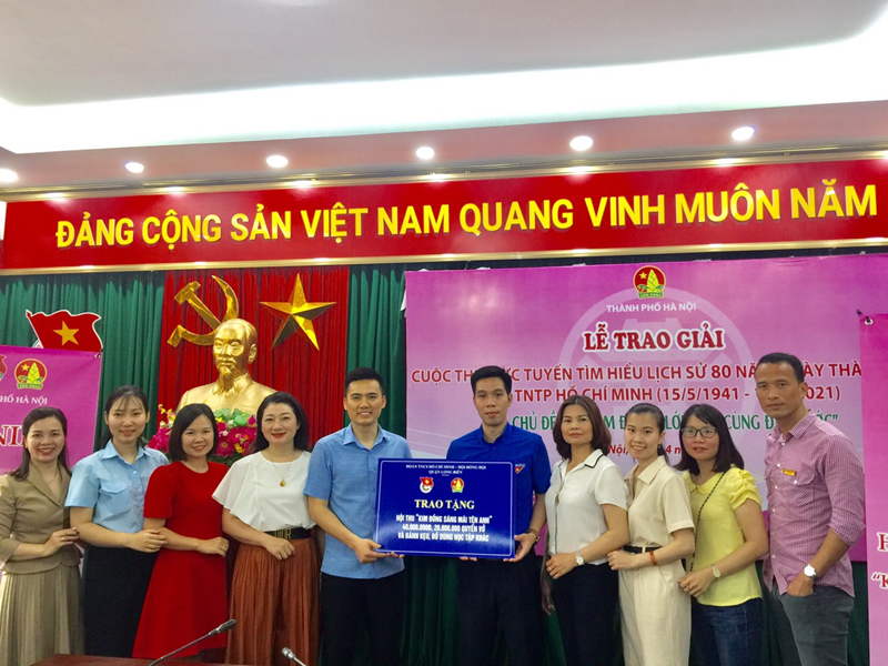 Trường THCS Đô Thị Việt Hưng tham gia ủng hộ “Hành trình về nguồn- Kim Đồng sáng mãi tên Anh” năm 2021