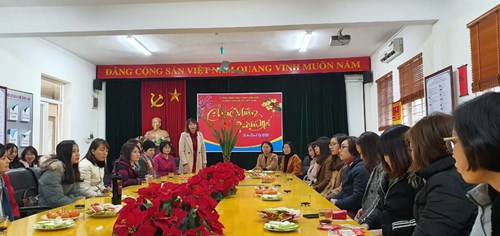 Trường THCS Đô Thị Việt Hưng gặp mặt đầu xuân Canh Tý 