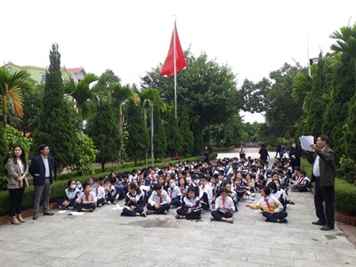Trường THCS Đức Giang tổ chức tham quan di tích lịch sử trên địa bàn quận Long Biên.