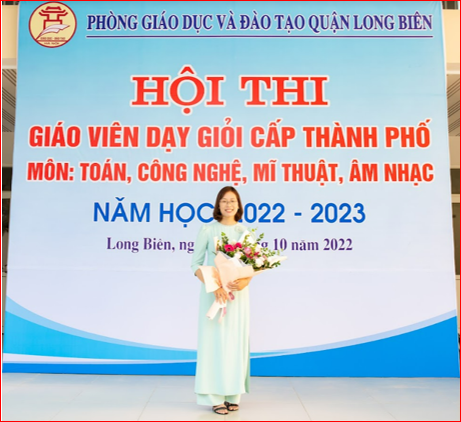 Cô giáo Đào Thị Hoài Linh hoàn thành xuất sắc tiết thi giáo viên giỏi cấp Thành phố