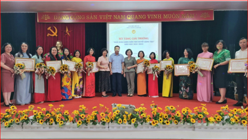 Ba giáo viên tiêu biểu quận Long Biên tham dự giải thưởng giáo viên tâm huyết, sáng tạo TP Hà Nội