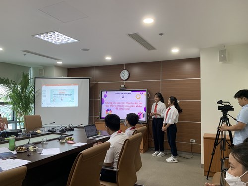 Trường THCS Long Biên tham dự vòng chung khảo cuộc thi  Sáng tạo thanh thiếu niên và nhi đồng Thành phố Hà Nội  lần thứ 18 năm 2022 lĩnh vực  Phần mềm Tin học .