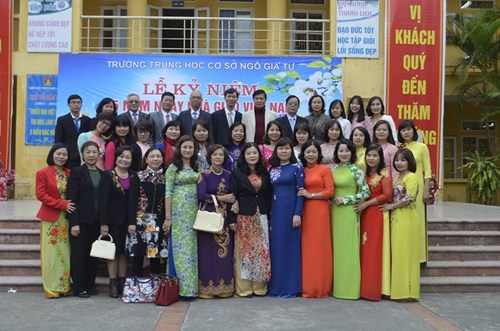 Lễ kỷ niệm ngày Nhà giáo Việt Nam 20/11 và trao tặng các danh hiệu thi đua, khen thưởng năm học 2016-2017