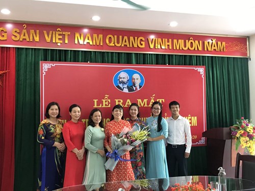 Lễ ra mắt Chi bộ THCS Nguyễn Bỉnh Khiêm