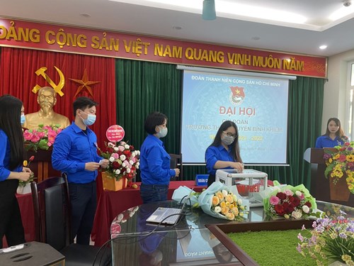 Đại hội chi đoàn trường THCS Nguyễn Bỉnh Khiêm nhiệm kỳ 2021 - 2022 