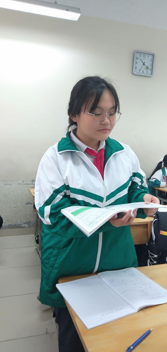 Nguyễn Minh Ánh – học sinh tiêu biểu của lớp 9A8 trường THCS Sài Đồng