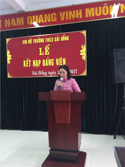  Lễ kết nạp Đảng viên của Chi Bộ Trường THCS Sài Đồng