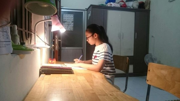 Quỳnh Anh - Một học sinh chăm ngoan học giỏi, một học sinh tiêu biểu của lớp 7A3