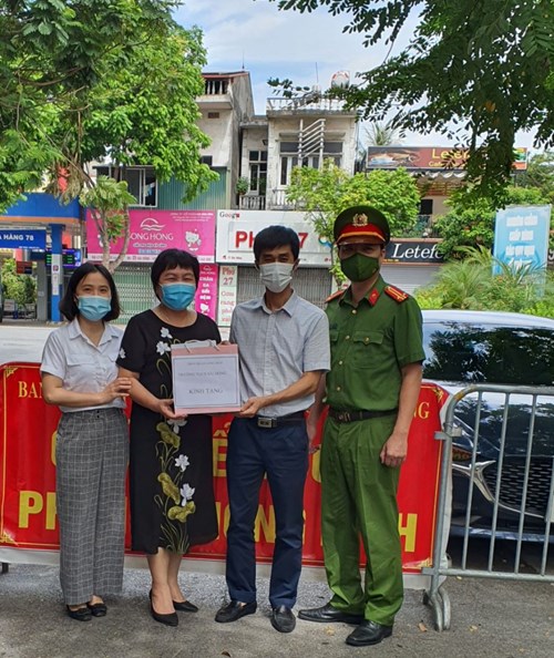 Trường THCS Sài Đồng chung tay Đẩy lùi dịch  bệnh Covid - 19