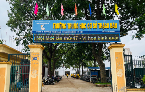 Trường THCS Thạch Bàn tổ chức thành công Giải chạy Báo Hà Nội mới lần thứ 47 vì hòa bình dành cho cán bộ giáo viên, công nhân viên và học sinh năm 2022