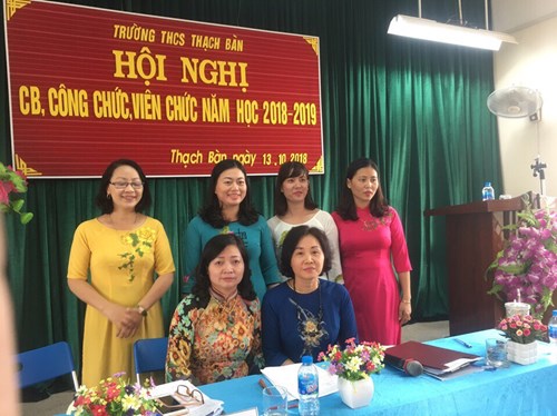 Trường THCS Thạch Bàn tổ chức thành công hội nghị CBCNVC 