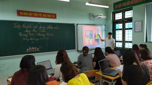 Trường THCS Thượng Thanh tập huấn cho giáo viên phần mềm dạy học trực tuyến online