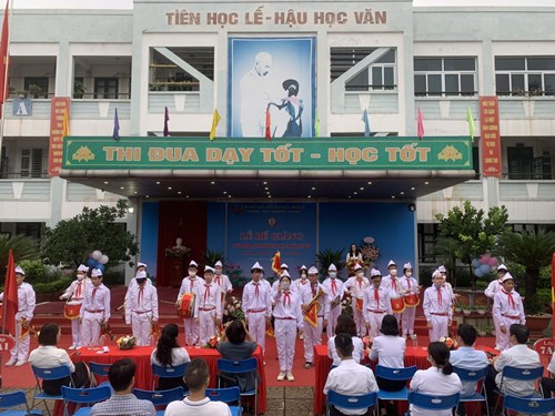 Trường THCS Thượng Thanh tổ chức Lễ Bế giảng năm học 2021-2022
