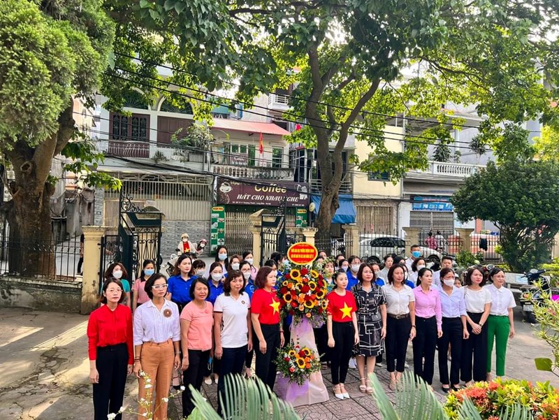 Trường THCS Thượng Thanh tổ chức và tham gia các hoạt động tri ân nhân kỉ niệm 75 năm ngày Thương binh Liệt sĩ (27/7/1947 - 27/7/2022)