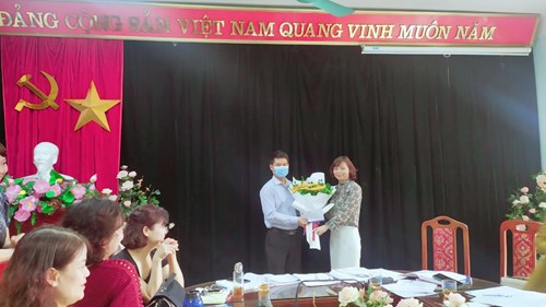 Trường THCS Thượng Thanh tổ chức Họp Hội đồng Tháng 3/2021
