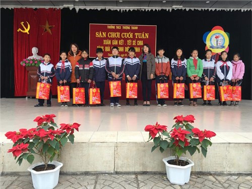 Trường THCS Thượng Thanh tổ chức “Sân chơi cuối tuần” cho học sinh toàn trường