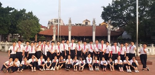 Bài thu hoạch tiêu biểu sau chuyến đi ngoại khóa tìm hiểu di tích lịch sử địa phương của 2 học sinh Nguyễn Hồng Anh - Lê Quốc Việt - Lớp 6A2 Trường THCS Thượng Thanh 