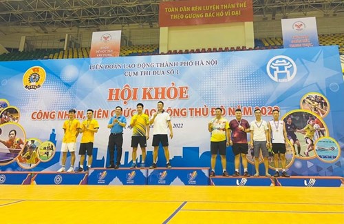 Đồng chí Đào Minh Khoa đạt Huy chương Vàng môn Cầu lông tại Hội khoẻ CNVCLĐ Thủ đô năm 2022