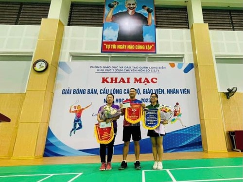03 đồng chí đạt Huy chương Đồng môn Cầu lông tại Giải Bóng bàn, Cầu lông của Ngành GD&ĐT quận Long Biên năm học 2022-2023